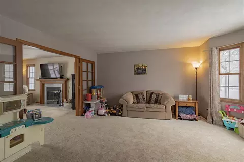 308 E Bluff St, Winnebago, IL 61088 photo 6