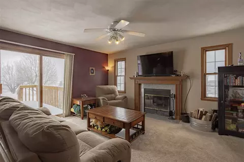 308 E Bluff St, Winnebago, IL 61088 photo 13