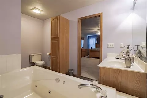 308 E Bluff St, Winnebago, IL 61088 photo 21
