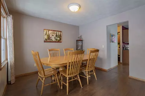 308 E Bluff St, Winnebago, IL 61088 photo 9