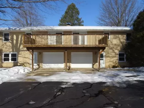 2375 Robin, Freeport, IL 61032 photo 11
