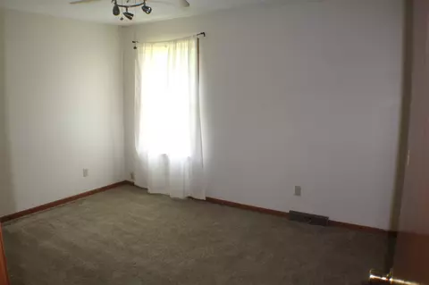 6673 Meadowbrook St, Roscoe, IL 61073 photo 13