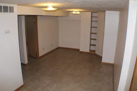 6673 Meadowbrook St, Roscoe, IL 61073 photo 15