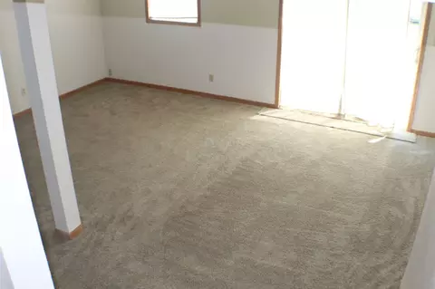 6673 Meadowbrook St, Roscoe, IL 61073 photo 9