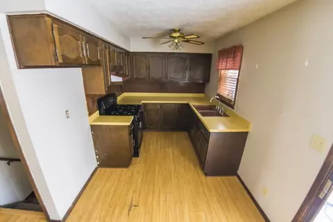4328 Grainery Rd, Roscoe, IL 61073 photo 4