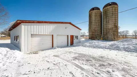 6773 N River Rd, Byron, IL 61010 photo 30