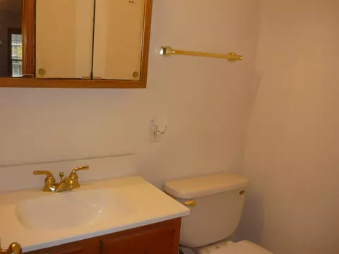 1104 Maple Ave, Belvidere, IL 61008 photo 22