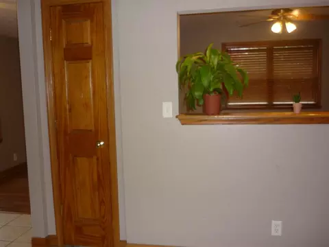 1104 Maple Ave, Belvidere, IL 61008 photo 12