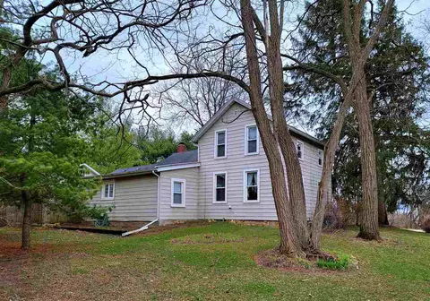 8024 Mccurry Rd, Roscoe, IL 61073 photo 4
