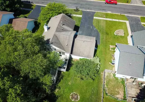 749 Brookview Dr, Byron, IL 61010 photo 31