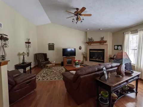 414 Lockwood, Lake Summerset, IL 61019 photo 8