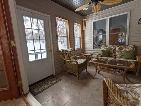 414 Lockwood, Lake Summerset, IL 61019 photo 4