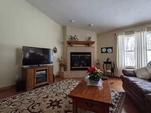 414 Lockwood, Lake Summerset, IL 61019 photo 10