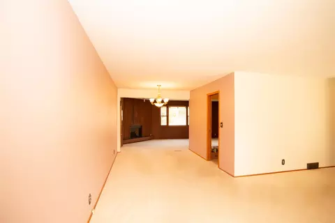 4820 Mohawk Rd, Rockford, IL 61107 photo 6