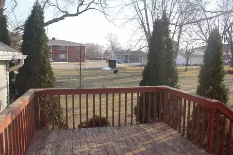 914 W 2nd St, Byron, IL 61010 photo 24