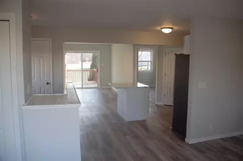 914 W 2nd St, Byron, IL 61010 photo 5