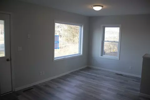 914 W 2nd St, Byron, IL 61010 photo 3