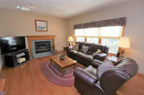 809 Gregory Way, Winnebago, IL 61088 photo 8