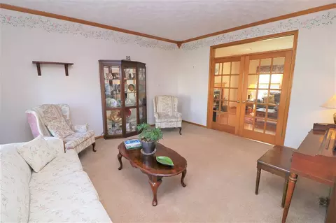 809 Gregory Way, Winnebago, IL 61088 photo 4