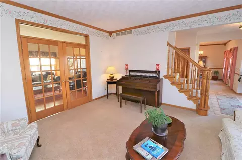 809 Gregory Way, Winnebago, IL 61088 photo 6