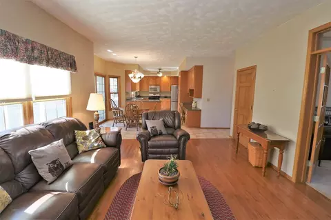 809 Gregory Way, Winnebago, IL 61088 photo 9