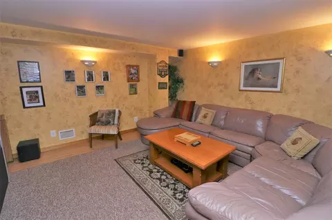 809 Gregory Way, Winnebago, IL 61088 photo 27