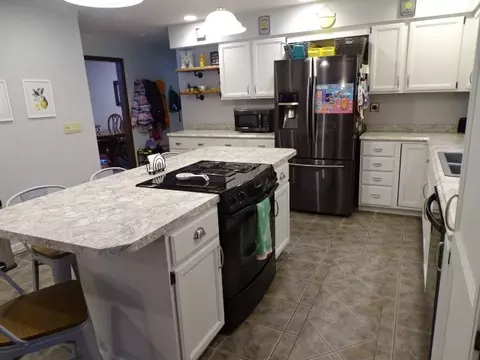 2647 Shepard Dr, Freeport, IL 61032 photo 7