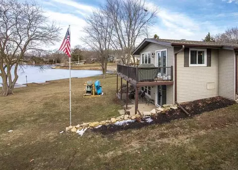 1542 Pier Dr, Lake Summerset, IL 61019 photo 1