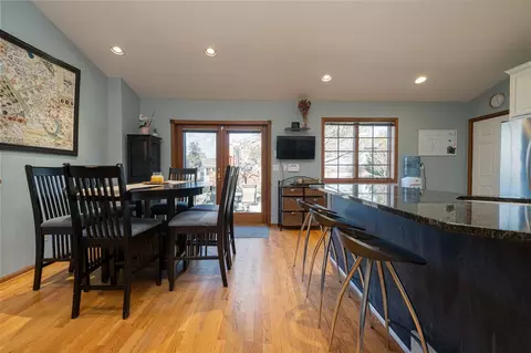 9906 Rivers Bend Dr, Roscoe, IL 61073 photo 8