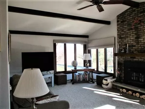 890 Noble Ct, Lake Summerset, IL 61019 photo 11
