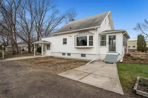 11172 Main St, Roscoe, IL 61073 photo 8
