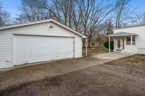 11172 Main St, Roscoe, IL 61073 photo 9