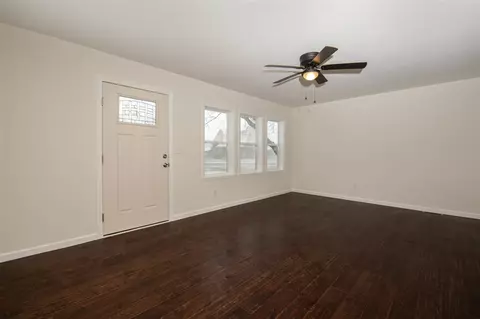 401 E 4th St, Byron, IL 61010 photo 5