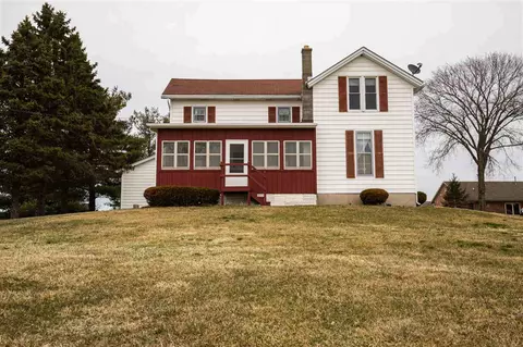 6184 Elevator Rd, Roscoe, IL 61073 photo 1