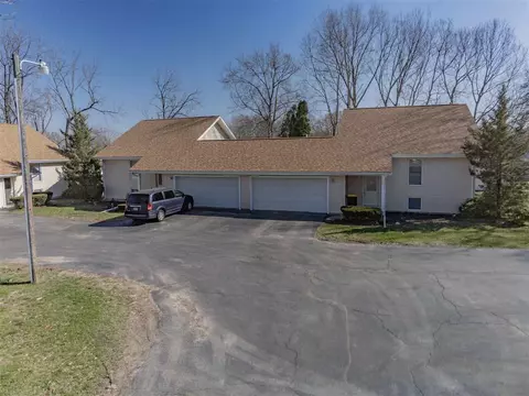 309 E 6th St, Pecatonica, IL 61063 photo 21