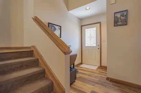 309 E 6th St, Pecatonica, IL 61063 photo 3
