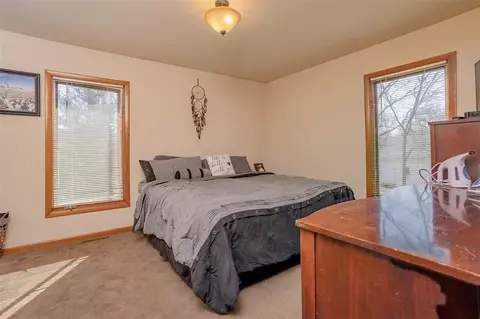 311 E 6th St, Pecatonica, IL 61063 photo 8