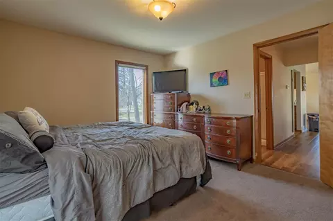 311 E 6th St, Pecatonica, IL 61063 photo 7