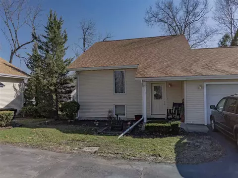 311 E 6th St, Pecatonica, IL 61063 photo 2