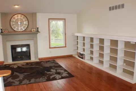 3915 S Mill St, Cherry Valley, IL 61016 photo 4