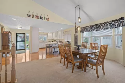 834 Breckenboro, Lake Summerset, IL 61019 photo 12
