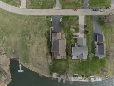834 Breckenboro, Lake Summerset, IL 61019 photo 37
