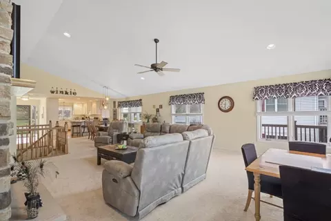 834 Breckenboro, Lake Summerset, IL 61019 photo 8