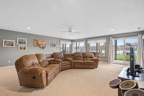 834 Breckenboro, Lake Summerset, IL 61019 photo 24