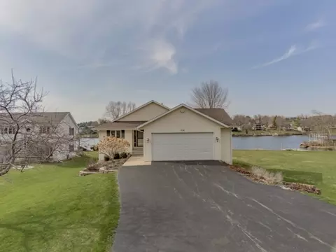 834 Breckenboro, Lake Summerset, IL 61019 photo 1
