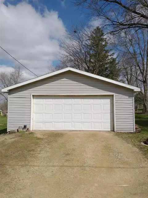 506 Main St, Leaf River, IL 61047 photo 14