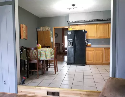 506 Main St, Leaf River, IL 61047 photo 28