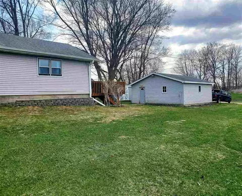 506 Main St, Leaf River, IL 61047 photo 7