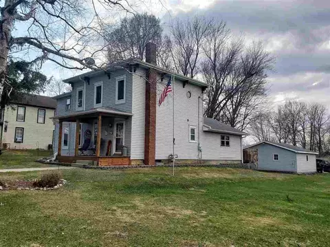 506 Main St, Leaf River, IL 61047 photo 5