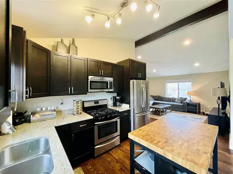 369 Ann St, Cary, IL 60013 photo 6